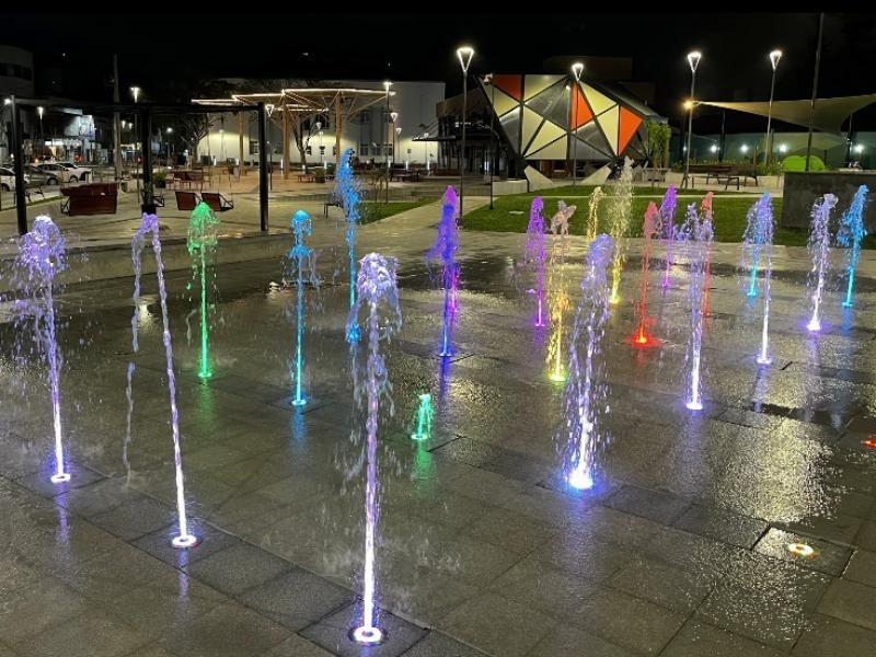 Fonte interativa da praça Angelo Piazera em Jaraguá do Sul ficará desativada até domingo (30)