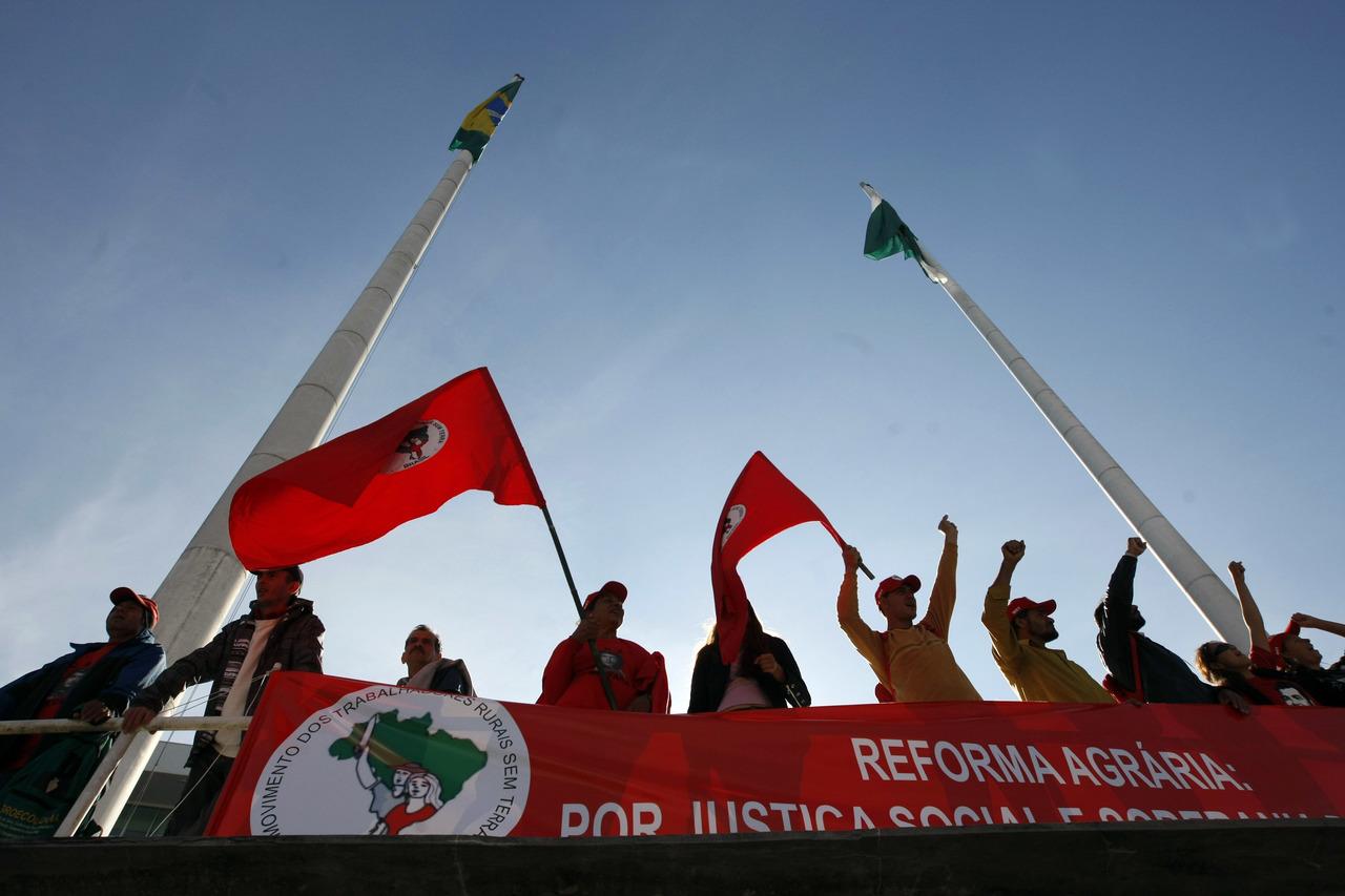 Agro e congressistas alertam para risco de invasões recordes do MST durante o “Abril Vermelho”