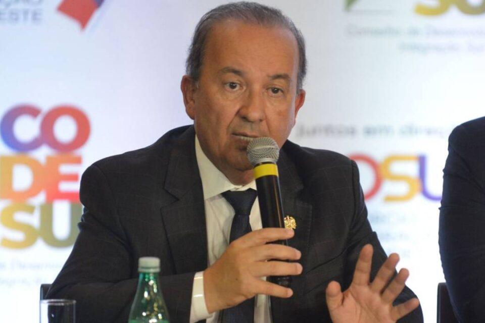 Jorginho avisa turma do abril vermelho: ‘bambu vai roncar’