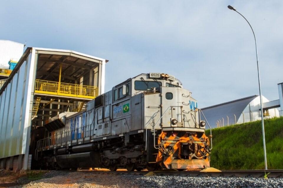 Acordo de Lula na China revolta indústria ferroviária