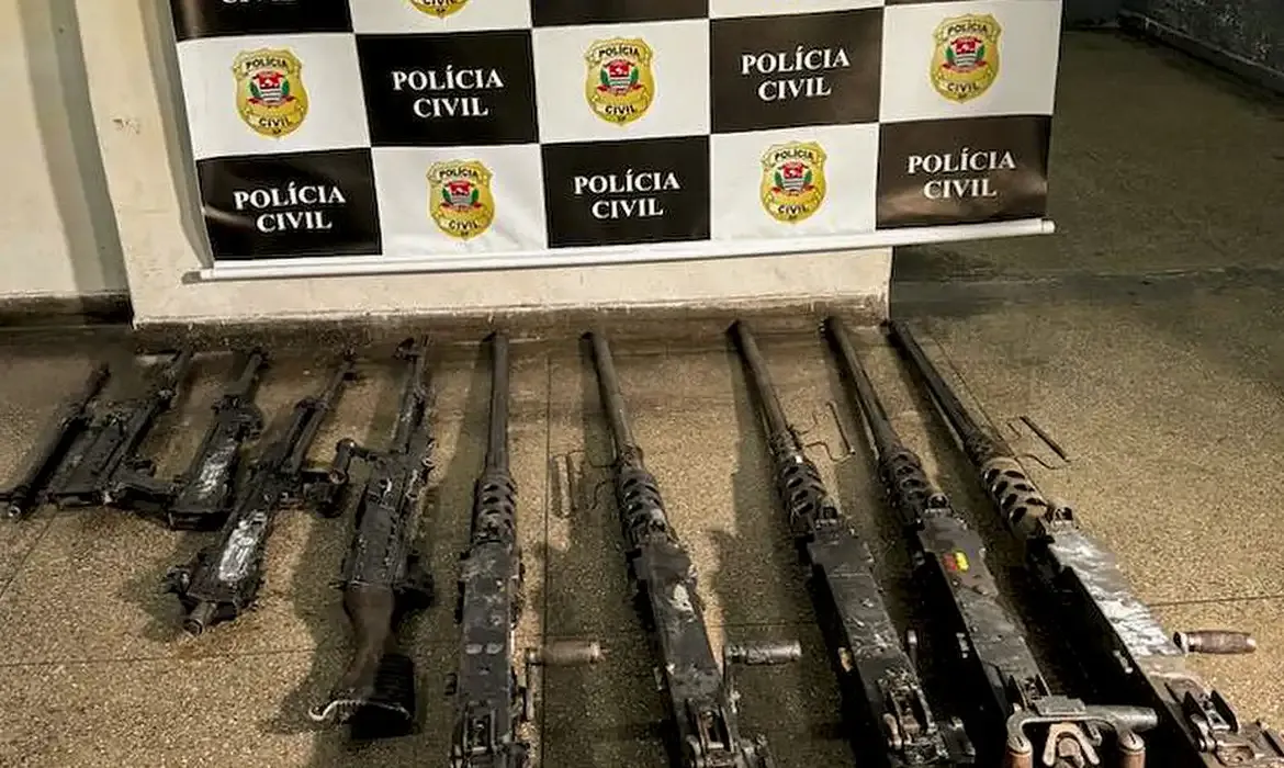 Justiça Militar condena nove pessoas por furto de arsenal do Exército