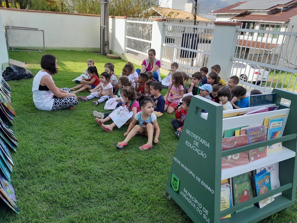 Literatura desde a primeira infância na Rede Municipal de Ensino