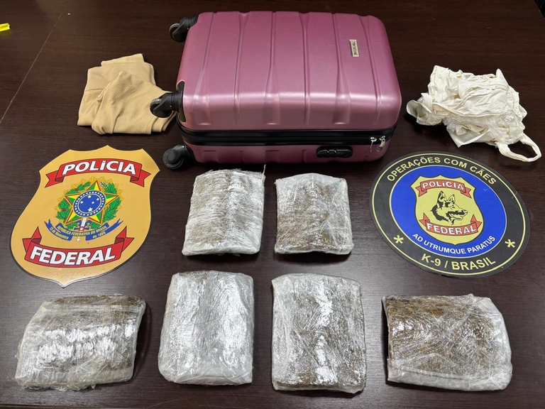 PF prende passageira em flagrante por tráfico de drogas Aeroporto Internacional de Fortaleza/CE