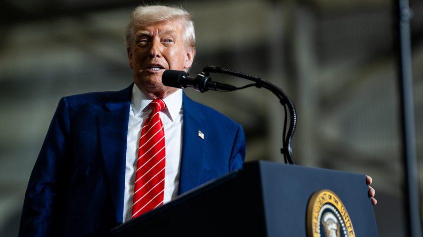 Trump proíbe a entrada de cidadãos de 12 países nos EUA