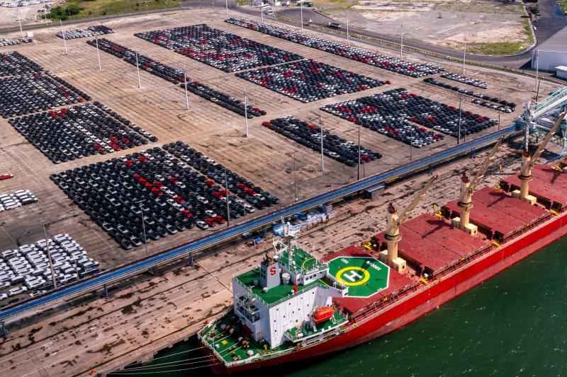 Argentina simplifica diversos processos de importação de veículos