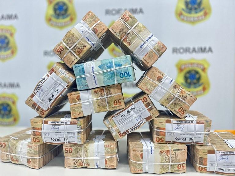 PF apreende R$ 700 mil em Roraima oriundos de fraude bancária eletrônica