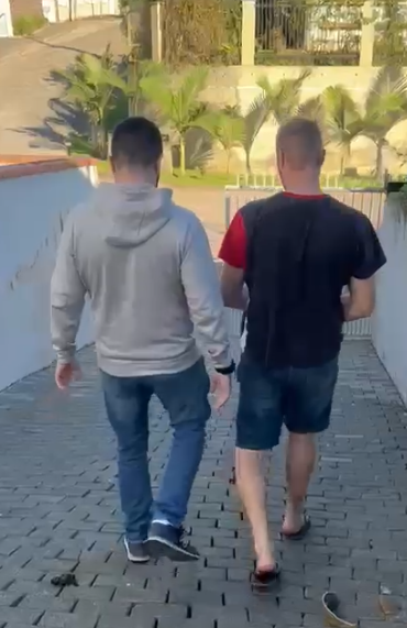 Polícia Civil prende suspeito de integrar quadrilha especializada em furtos de caminhonetes de luxo
