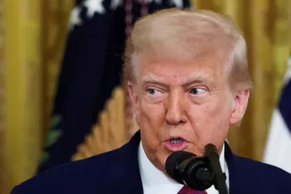 Suco de laranja, alumínio e mais: o que está fora do tarifaço de Trump