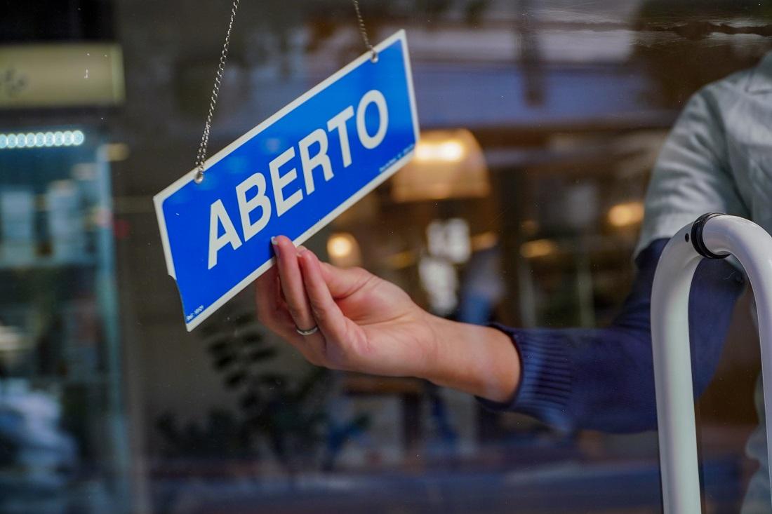 Abertura de empresas poderá ser feita por WhatsApp em Santa Catarina