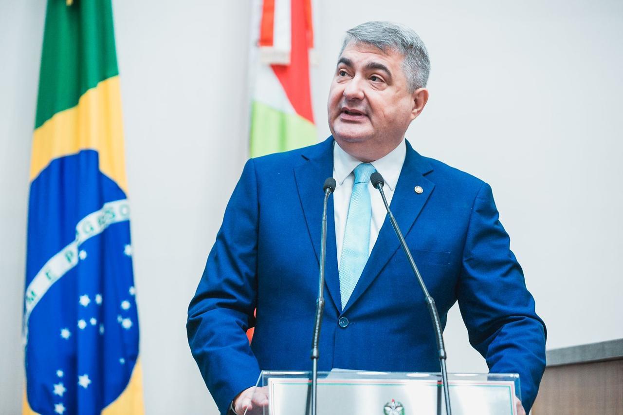 Alesc aprova moção de Lunelli contra importação de banana do Equador