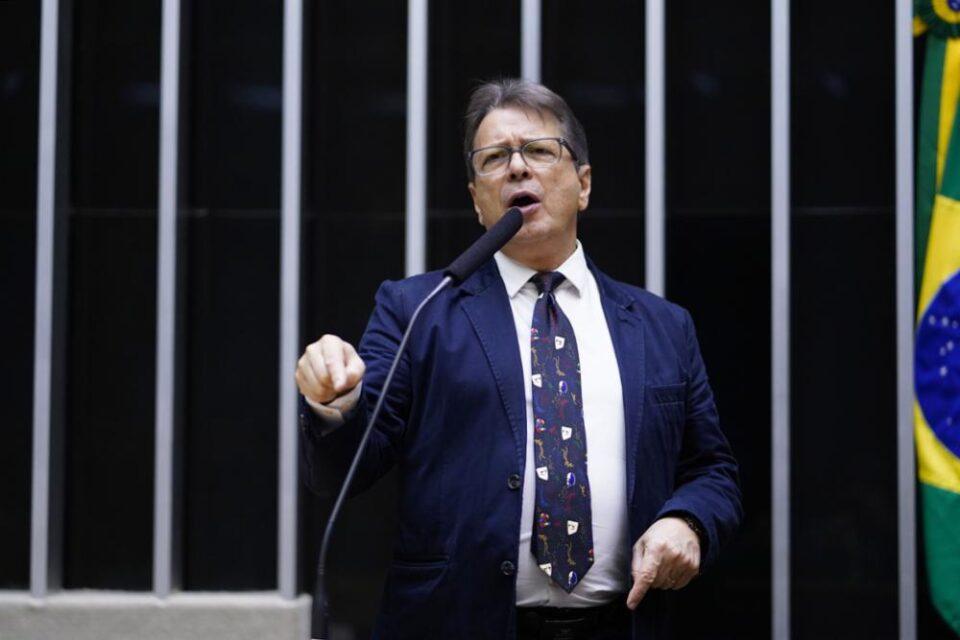 Deputado gaúcho protocola novo pedido de impeachment contra Moraes