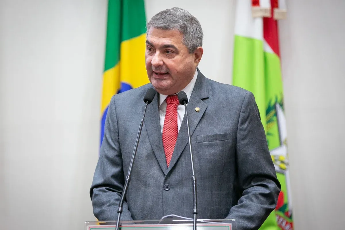 Lunelli dá parecer favorável a projeto que garante atendimento prioritário a pessoas com epilepsia