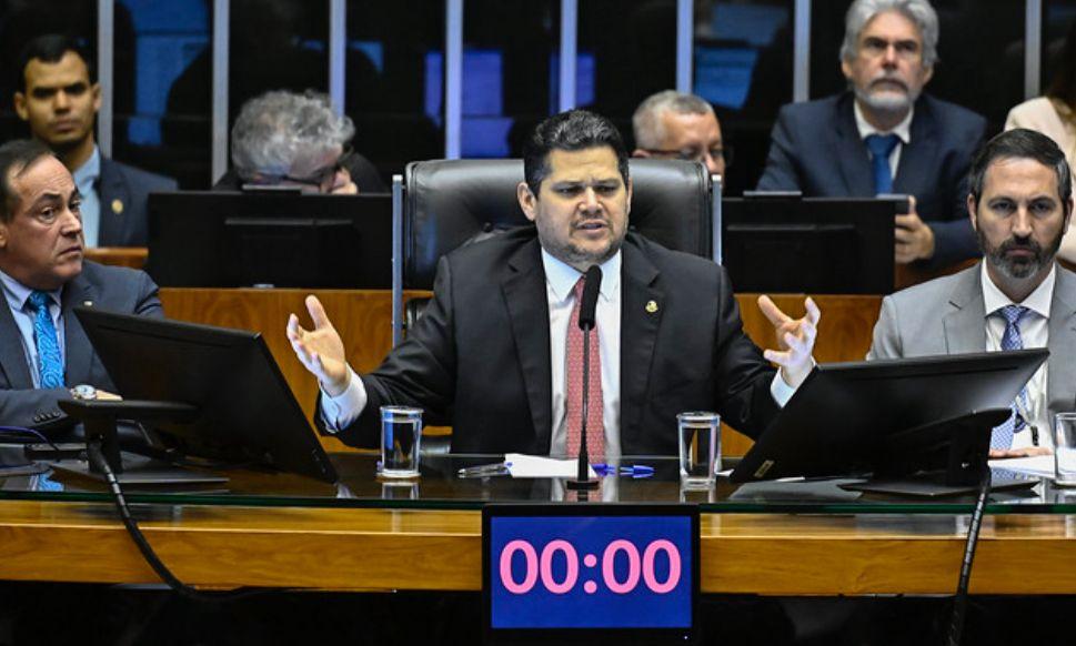 Nomeações viram pressão contra Alcolumbre