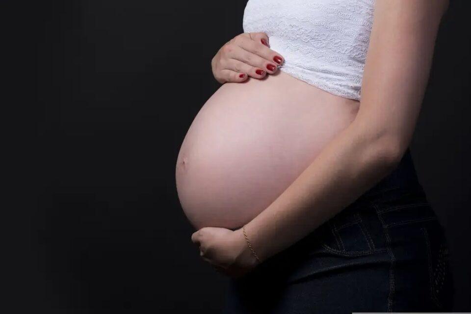 Oposição denuncia e quer sustar decreto de Lula favorecendo aborto