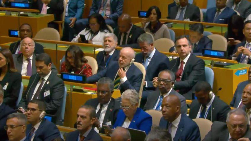 Lula restringe comitiva para EUA para evitar constrangimentos.