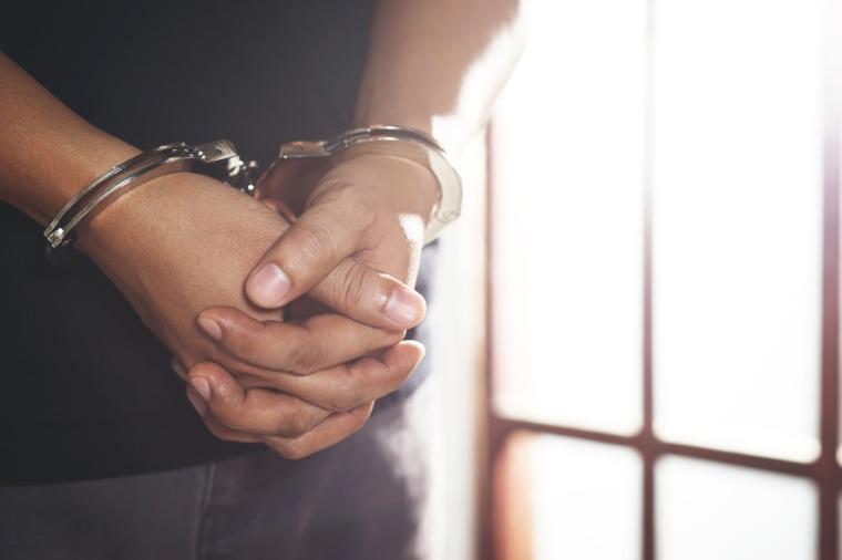 Penas que somam mais de 100 anos