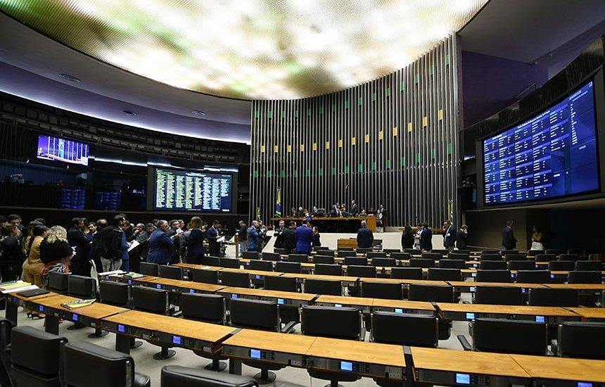 Câmara acelera criação da bancada cristã