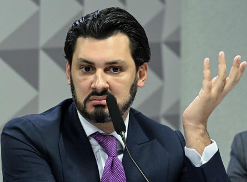 De R$5 mil por mês a multimilionário: lorotas na CPMI