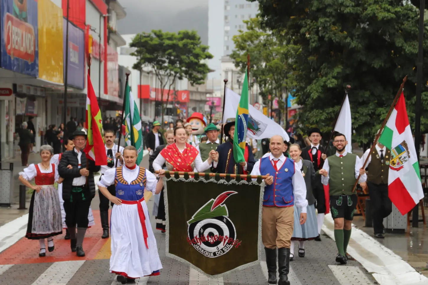 Divulgado regulamento do desfile festivo da 35ª Schützenfest
