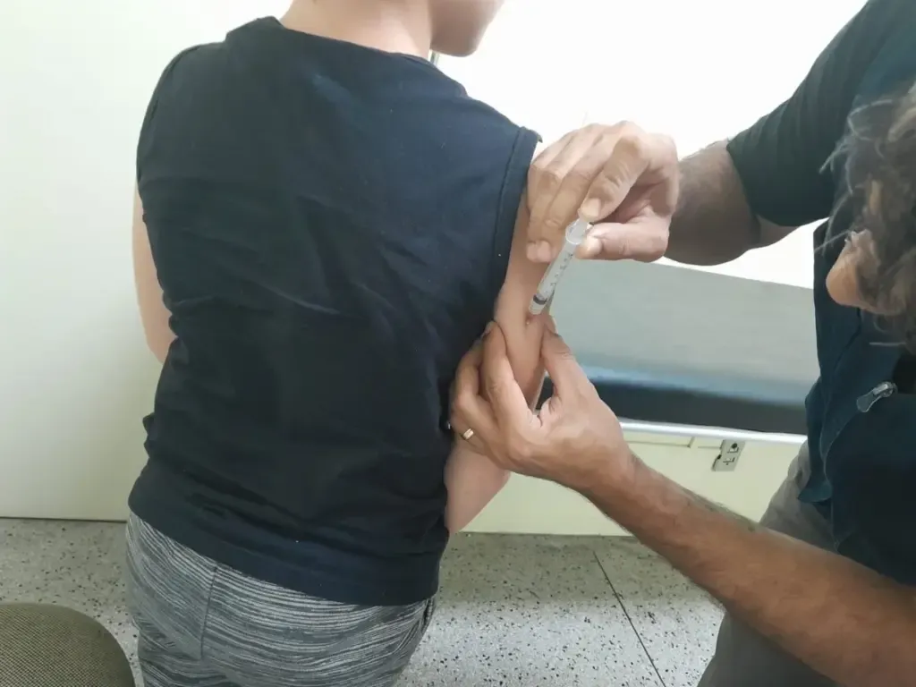 Multivacinação de crianças e adolescentes segue até o fim de outubro