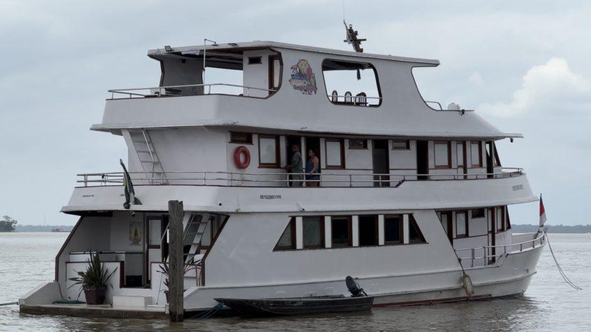 Lula tem iate reserva à disposição que foi usado em passeio.