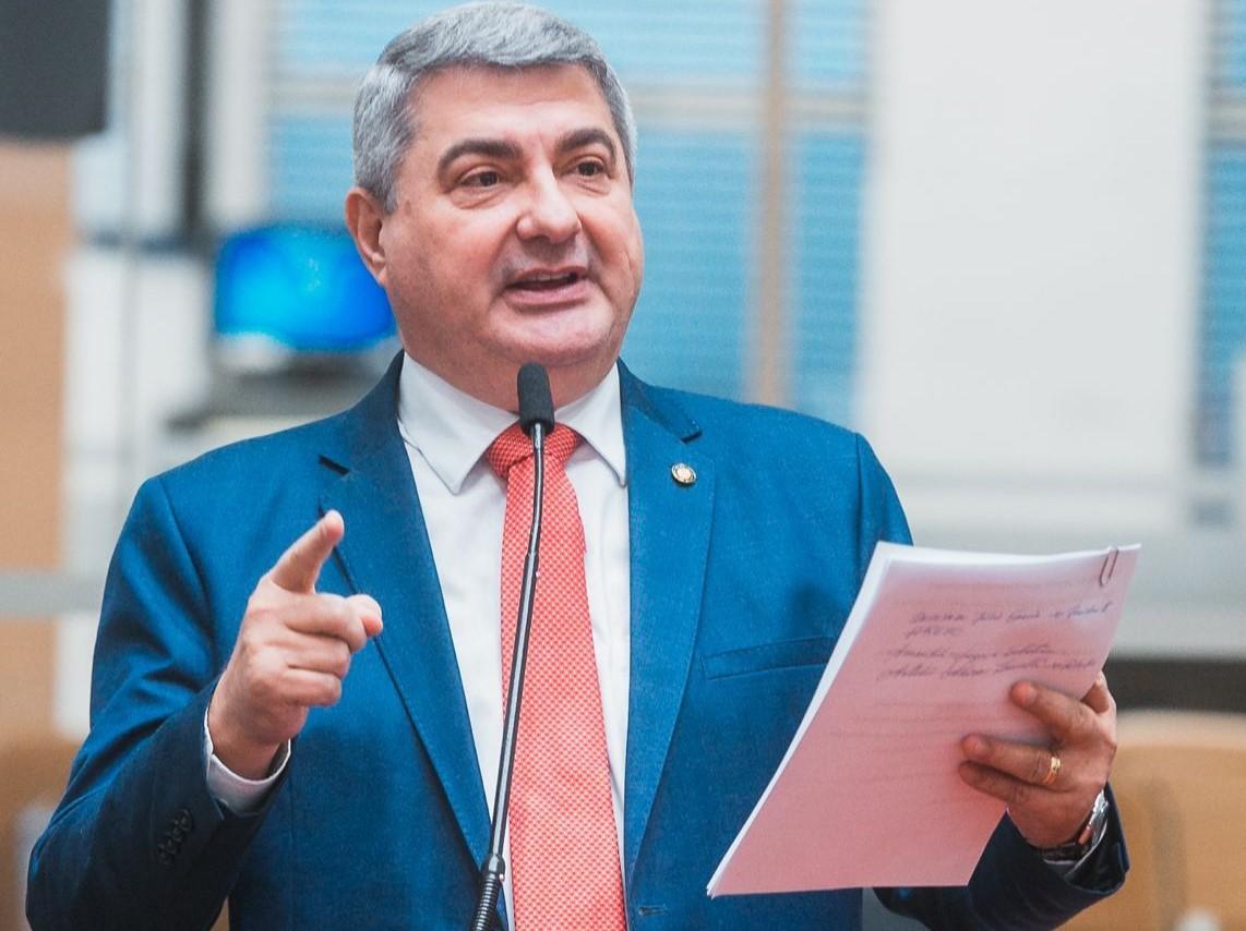 Lunelli critica políticas do Governo Federal e cobra ações urgentes para salvar produtores de arroz e leite em SC