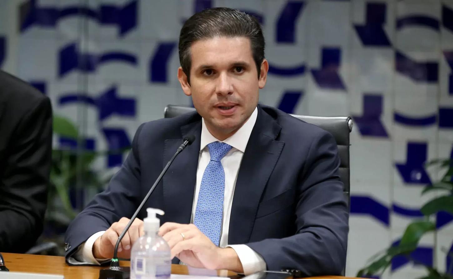 Motta suspeito por funcionárias fantasmas e rachadinha