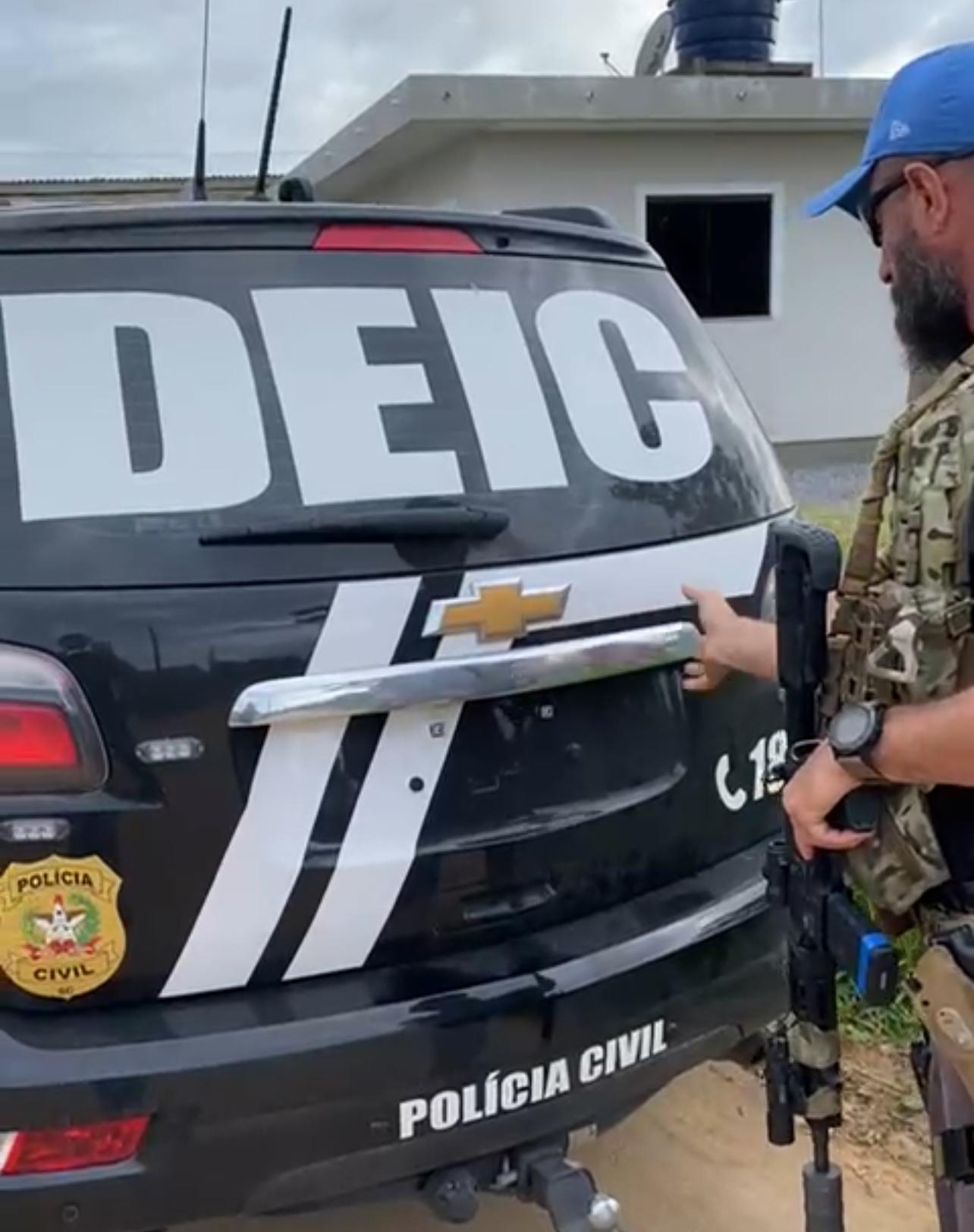 Polícia Civil deflagra a Operação Omertà e realiza cinco prisões ligados a torturas, sequestros e extorsões em Caxias do Sul.