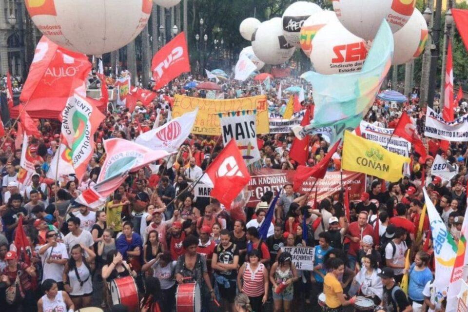 Sindicato vira bom negócio e já são mais de 15 mil no Brasil