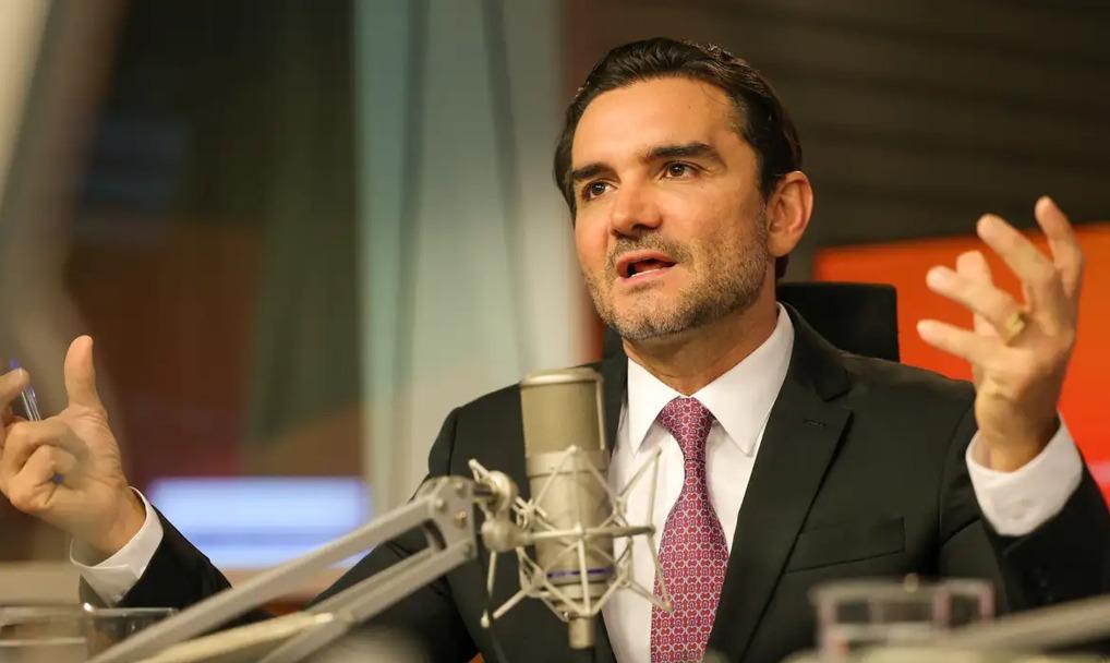 União Brasil deve se livrar de ministro que prefere deixar o partido a largar boquinha
