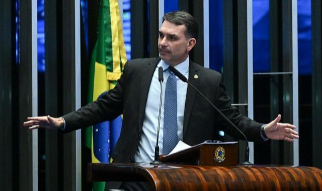 Ala do PL de Bolsonaro acredita em Flávio será outra vez candidato ao Senado