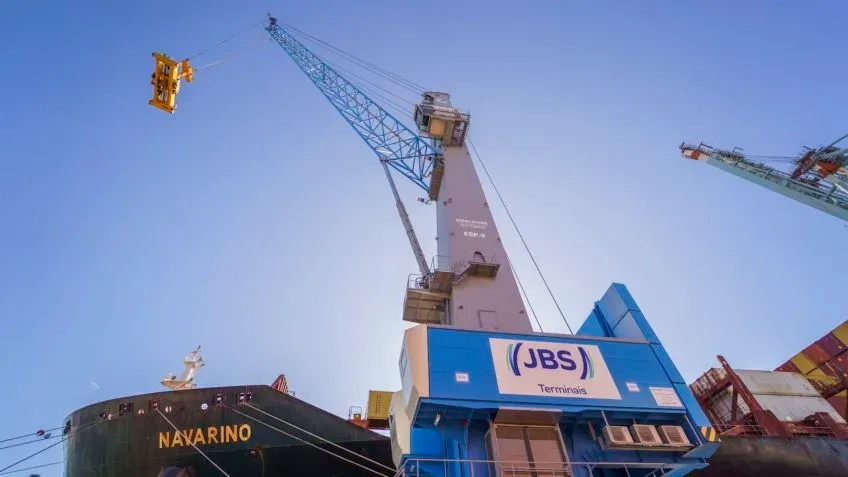 Governo aprova estudos para locação definitiva do Porto de Itajaí.