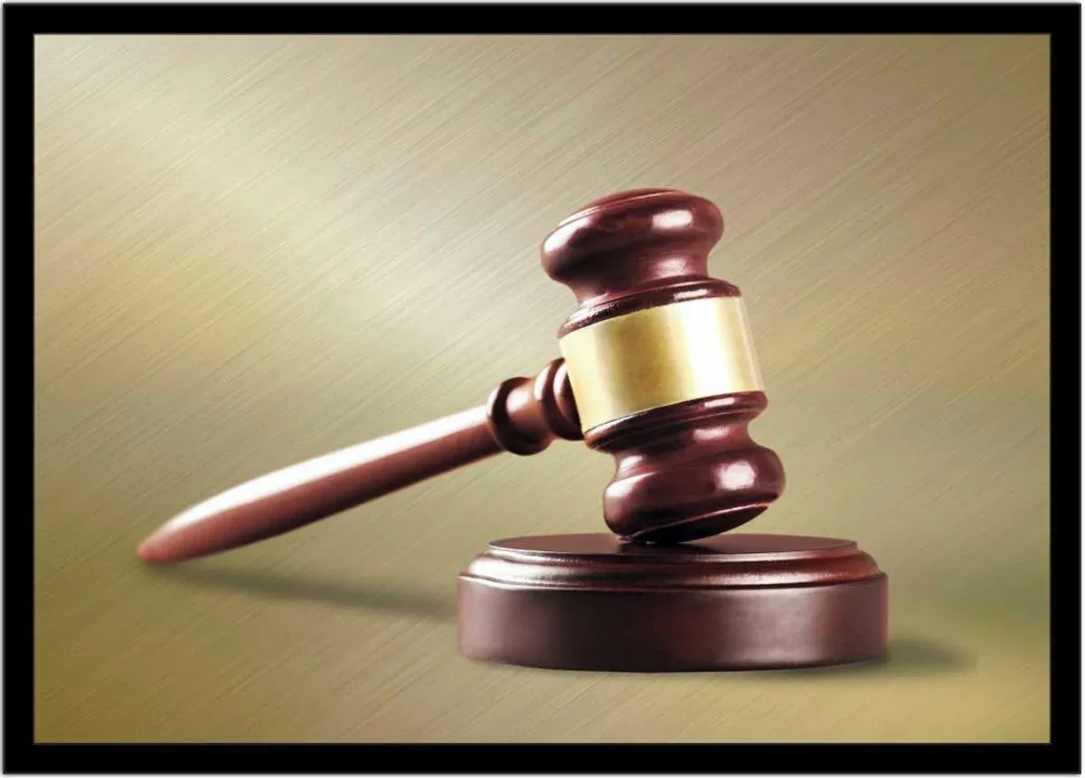 Homem é condenado por tentar matar companheira na frente do filho em Florianópolis