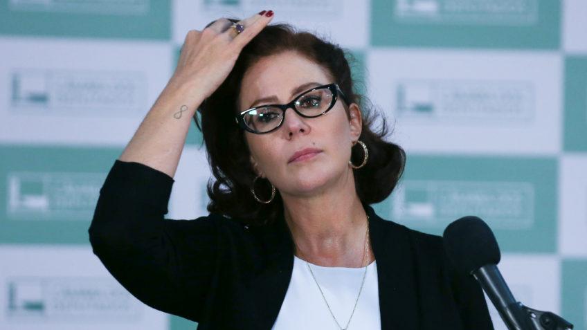 Leia carta de Zambelli: “Renuncio para que fique na história”.