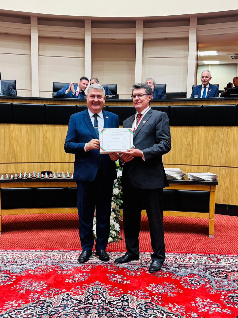 Renato Raboch recebe homenagem da Assembleia Legislativa de SC
