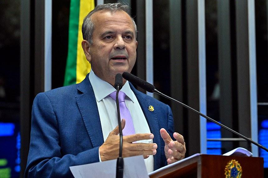 Senador reage a canetada de Gilmar: ‘Brasil não é monarquia’