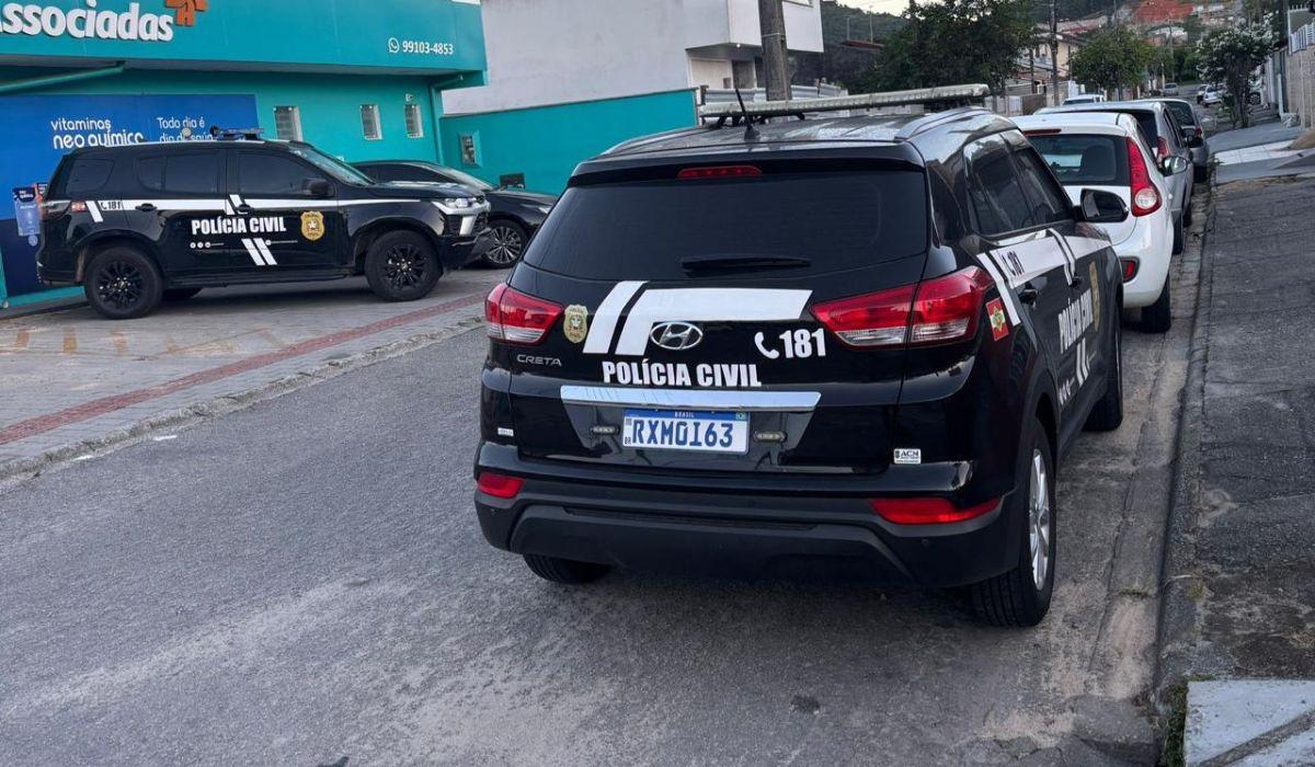 Golpistas que usam IA para fraudar cartórios em SC são alvo de operação