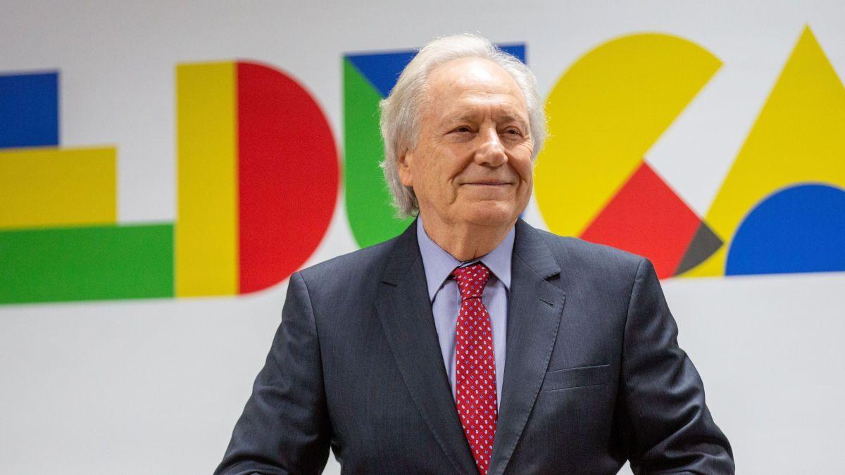 Lewandowski comunica saída e abre disputa no Ministério da Justiça