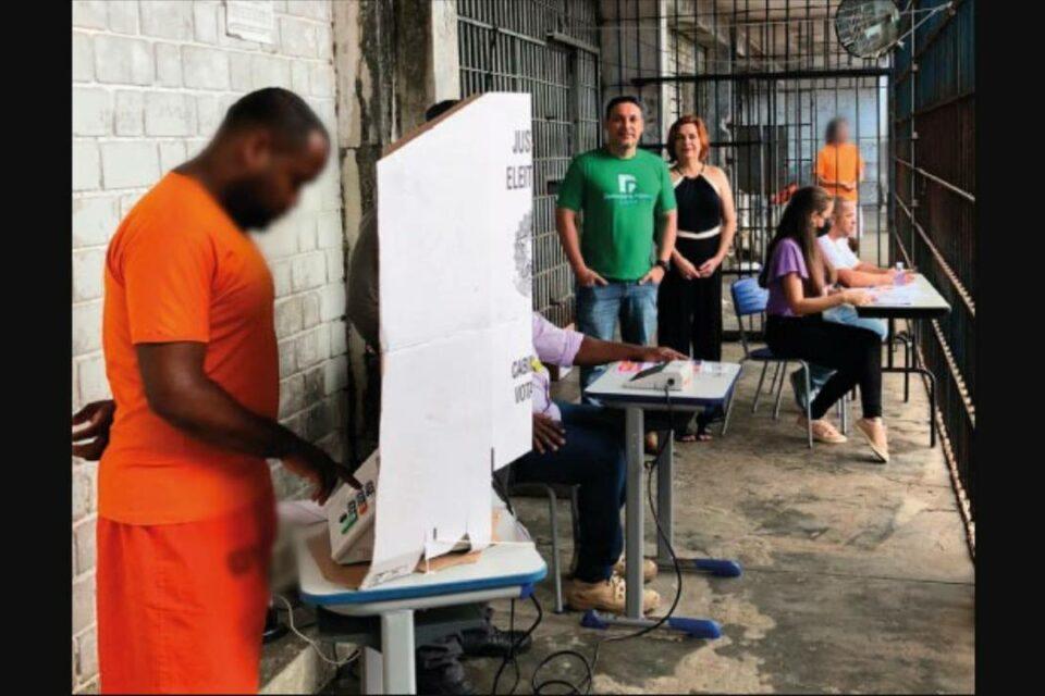 Câmara quer anular manobra do Senado que preserva direito de voto para presos