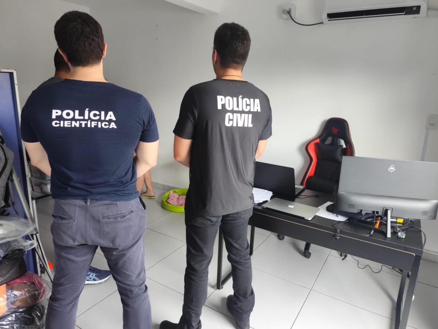 Homem é preso em flagrante por armazenar pornografia infantojuvenil em Joinville