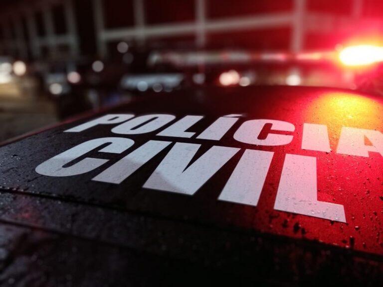 Mãe é presa em flagrante por torturar filha e expor criança nas redes sociais em Navegantes