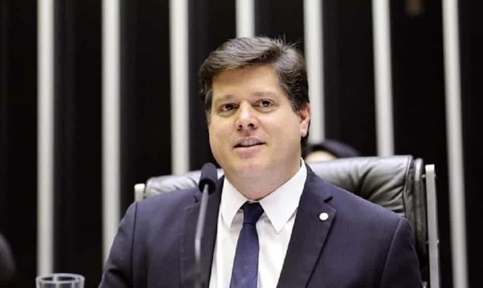 MDB racha e deve liberar diretórios sobre alianças