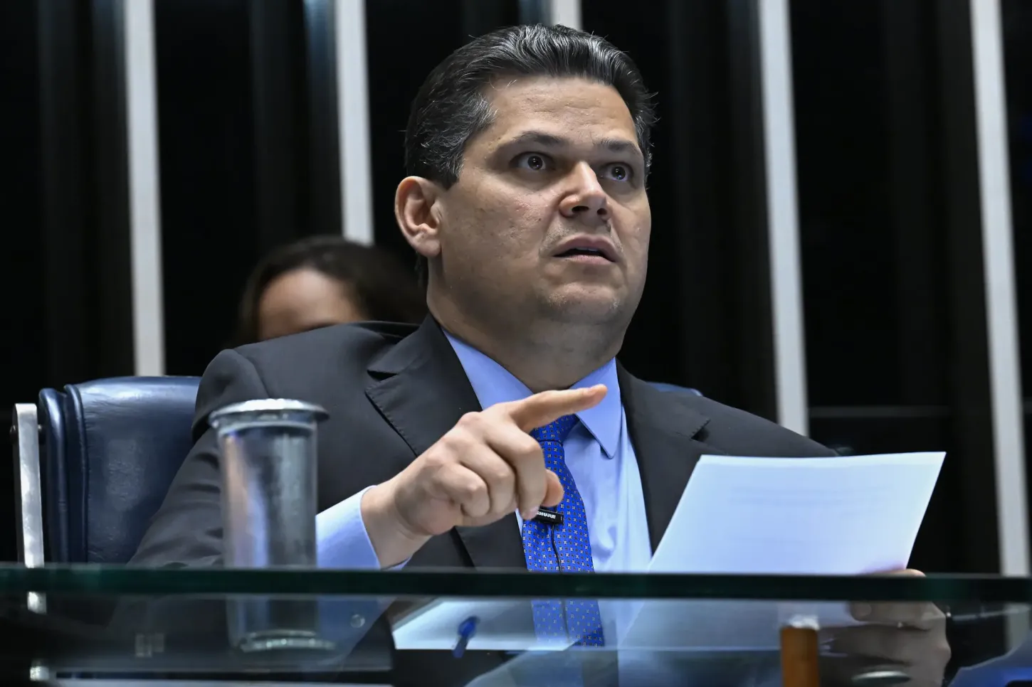 Oposição diz que Alcolumbre é obrigado a criar CPMI do Master, mas decisão pode ser postergada