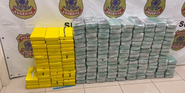 PF apreende 199 kg de cocaína e pasta base em abordagem na Região Metropolitana de Curitiba