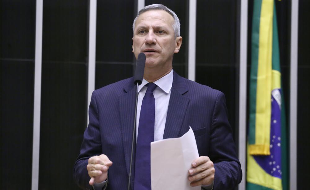 Sanderson aciona PGR pela prisão de Lulinha no roubo de aposentados