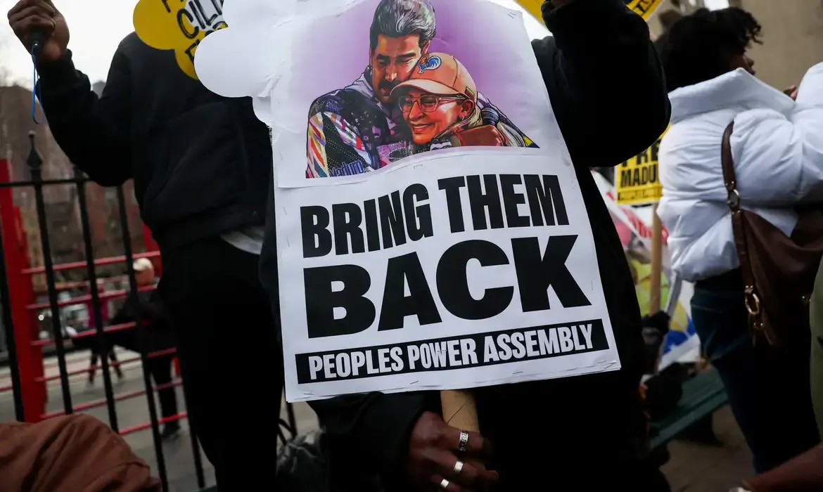 Justiça do EUA mantém acusação de narcotráfico contra Maduro