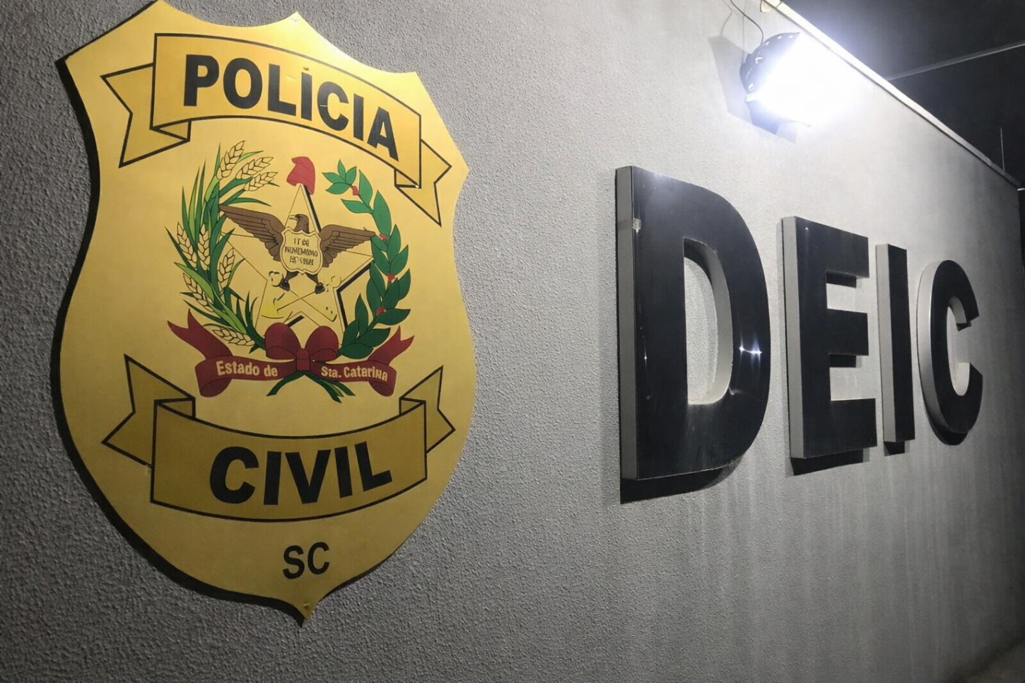 Na Capital, Delegacia de Capturas da DEIC prende hacker foragido por extorsão e outros crimes
