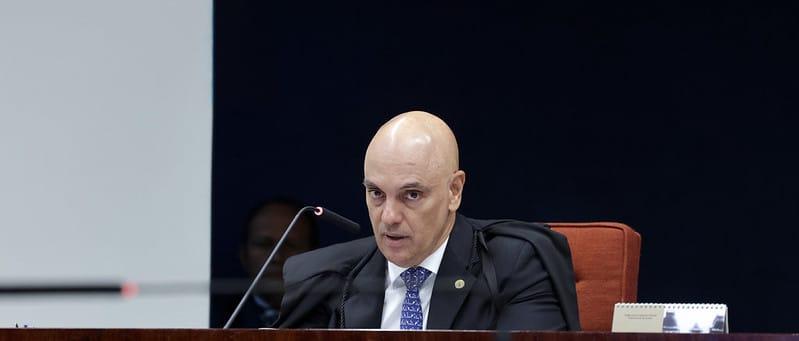 Peritos contradizem versão de Moraes sobre diálogo com Vorcaro