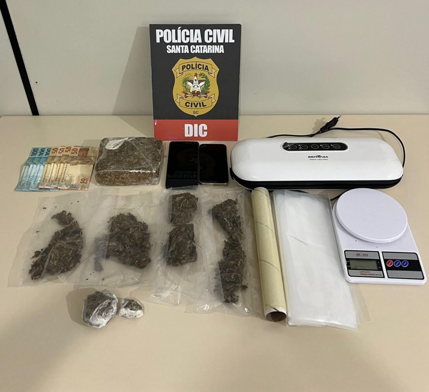 Polícia Civil prende homem por tráfico de drogas em apartamento no Centro de Blumenau