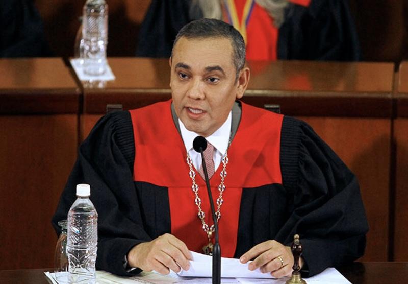 ‘Faxina’ afasta 8 ministros do Supremo da Venezuela que perseguiam a oposição